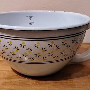 M. Kamenstein metal mixing bowl